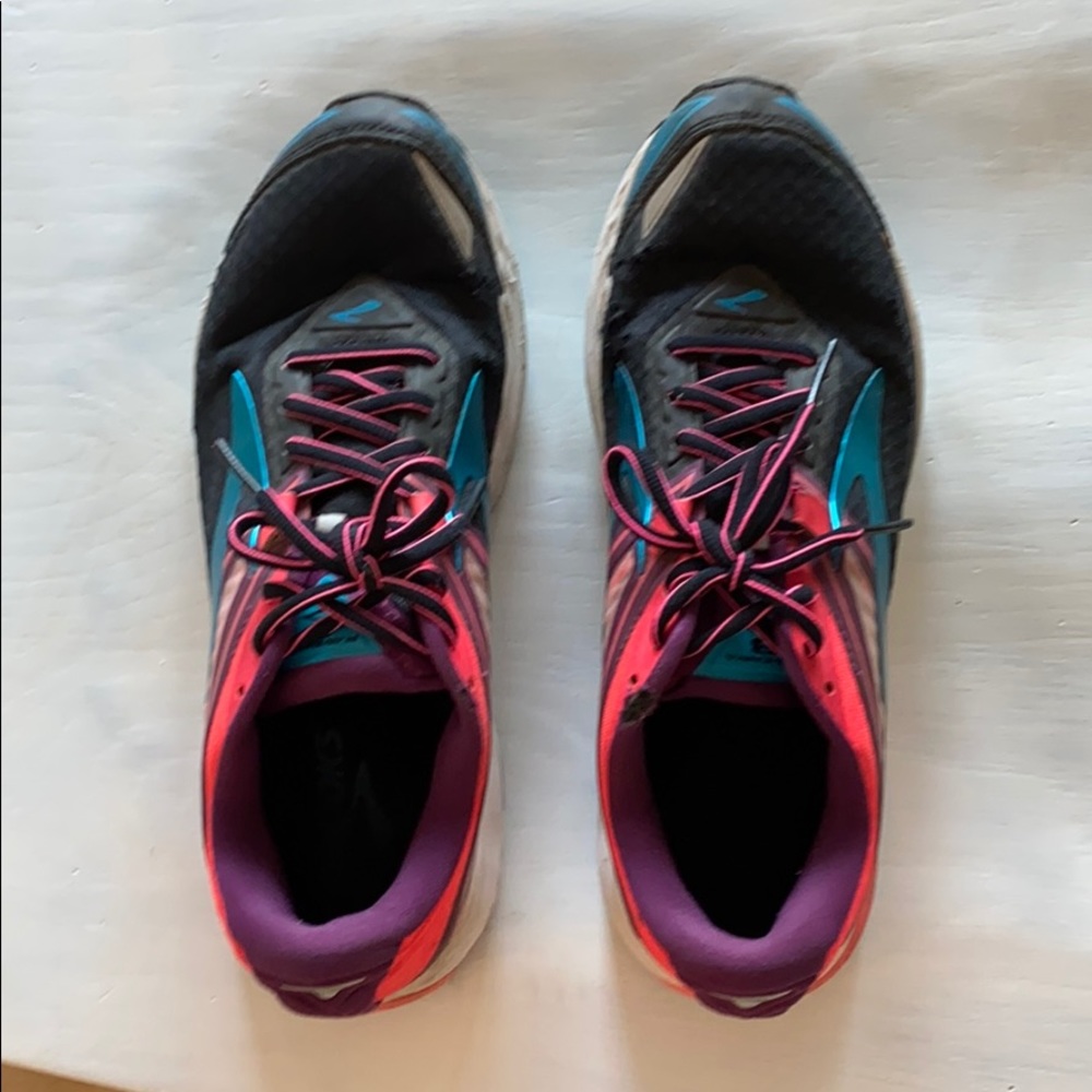 Brooks Ravenna 8
